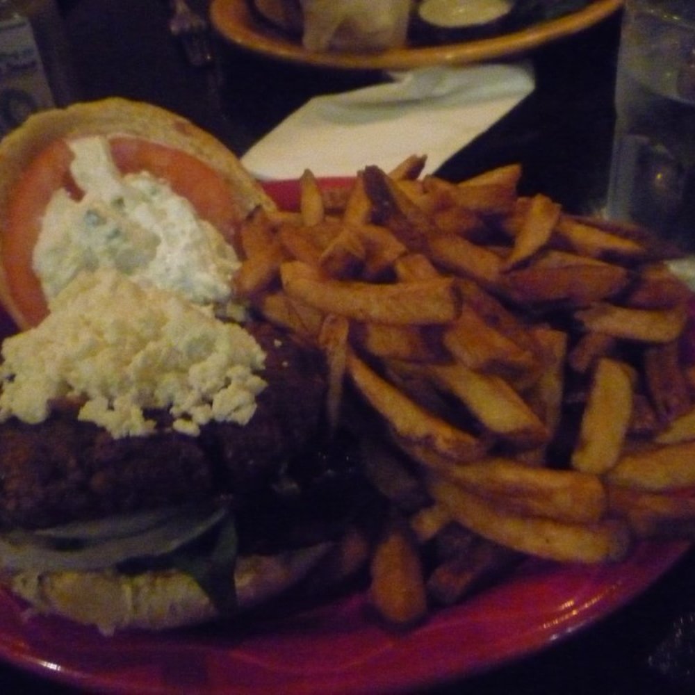 Utopia Café & Grill - Mediterranean burger - Tex-Mex Near Me - Toronto, Ontario