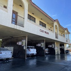 Bob's Car Wash