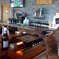 Gilligan's - Large selection of draft beer