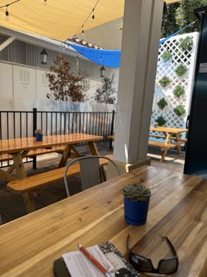 Four Tunas Fish & Bar Oceanside by null
