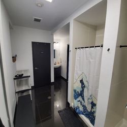 East Coast United Brazilian Jiu Jitsu - Woman's changing room with two showers