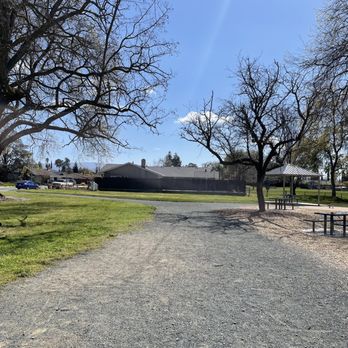 Sunset Park - Parks Near Me - Livermore, California