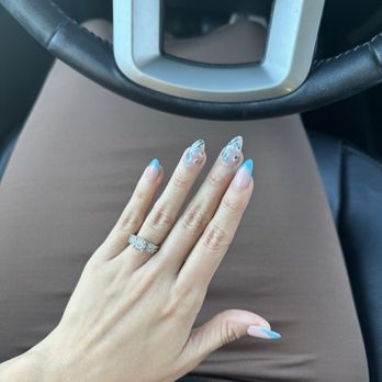 Lacquer Nails And Spa Tempe - Nails - Nail Salons Near Me - Tempe, Arizona
