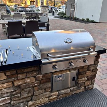 Residence Inn Livermore - Outside Grill - Hotels Near Me - Livermore, California Residence Inn Livermore - Outside Grill - Hotels Near Me - Livermore, California