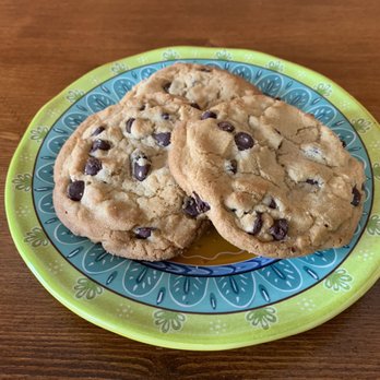 Num Num - Chocolate chip cookies - Desserts Near Me - Portland, Oregon Num Num - Chocolate chip cookies - Desserts Near Me - Portland, Oregon