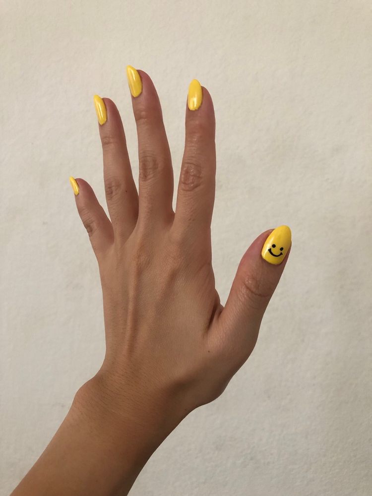 Nina Nails