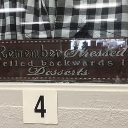 Decor, that's true!