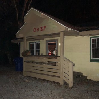 R Kitchen - The outside - New American Near Me - Charleston, South Carolina R Kitchen - The outside - New American Near Me - Charleston, South Carolina