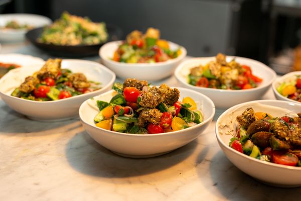 NEXT DOOR - 134 Photos & 67 Reviews - 7475 Beverly Blvd, Los Angeles