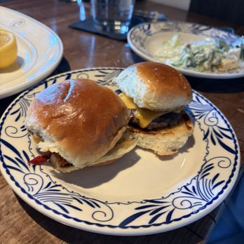 Catalina Kitchen And Bar - Sliders - Bars Near Me - Charlotte, North Carolina