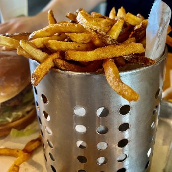 Buns Burgers - Bucket of fries - Burgers Near Me - Saugerties, New York