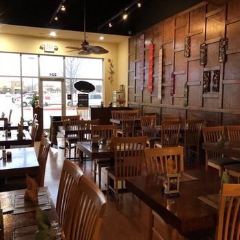 Sweet Basil Thai Bistro - Thai Near Me - Denton, Texas