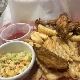 What they brought... potato waffle??? Looks like frozen fries from Costco and some dry flavorless wings, ridiculous for $40 What they brought... potato waffle??? Looks like frozen fries from Costco and some dry flavorless wings, ridiculous for $40