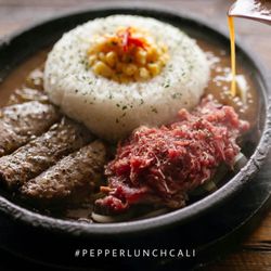 Pepper Lunch - Double Meat Sizzling Curry (Hamburg and Sliced Beef)