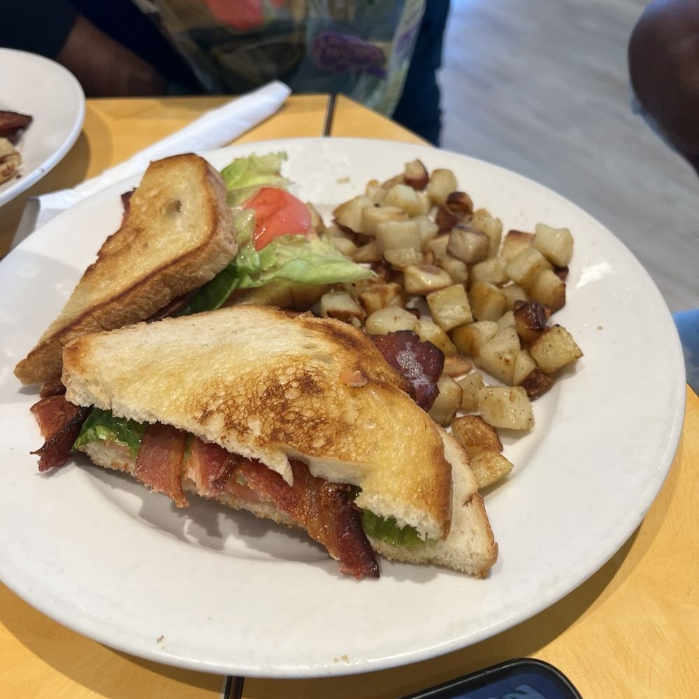Half Day Cafe - Breakfast & Brunch Near Me - Mason, Ohio Half Day Cafe - Breakfast & Brunch Near Me - Mason, Ohio
