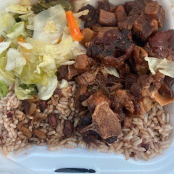 Clive's Cafe - Oxtail - Caribbean Near Me - Miami, Florida