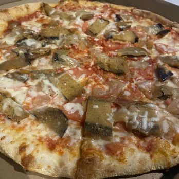 NY Pizza - Al Capone Pizza - Pizza Near Me - Leominster, Massachusetts