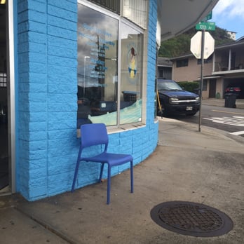 Kaimuki Laundromat - Store Front - Laundromat Near Me - Honolulu, Hawaii Kaimuki Laundromat - Store Front - Laundromat Near Me - Honolulu, Hawaii