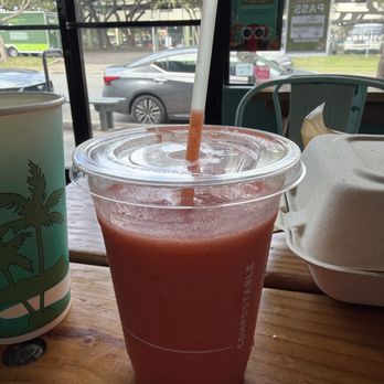 Kono's Northshore - Lava Smoothie - Sandwiches Near Me - Kailua, Hawaii