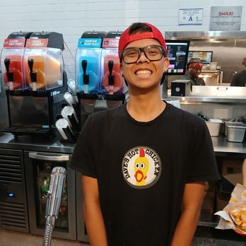 Dave's Hot Chicken - Chicken Shop Near Me - Las Vegas, Nevada