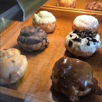 Beard Papa's - Desserts Near Me - New York, New York Beard Papa's - Desserts Near Me - New York, New York