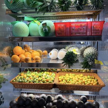 Ep  Juicery - Fresh fruits on display - Juice Bars & Smoothies Near Me - Garden Grove, California