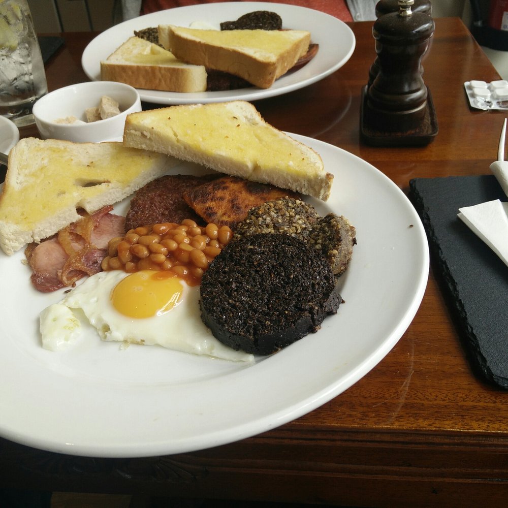 Friars Wynd - Full Scottish breakfast - Hotels Near Me - Stirling, STG