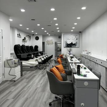 E Nails Studio - Nail Salons Near Me - Staten Island, New York