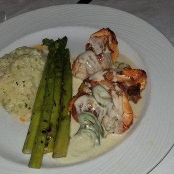 Roberto's Ristorante - Prawns - Pizza Near Me - Elmhurst, Illinois Roberto's Ristorante - Prawns - Pizza Near Me - Elmhurst, Illinois