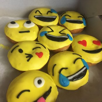 Sugarbox Donuts - Donuts Near Me - Newbury Park, California Sugarbox Donuts - Donuts Near Me - Newbury Park, California