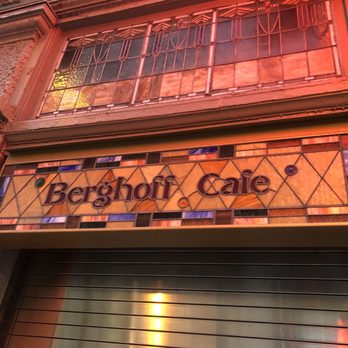 The Berghoff Restaurant - Bars Near Me - Chicago, Illinois