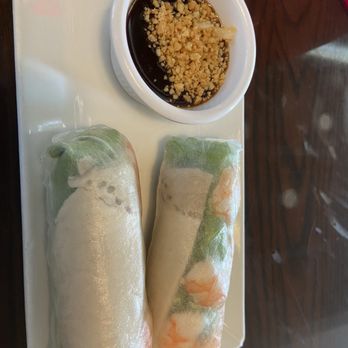 Pho 79 Bistro - Spring rolls. Pork tasted like a refrigerator and there were only thinly sliced pieces of shrimp - Vietnamese Near Me - Norfolk, Virginia