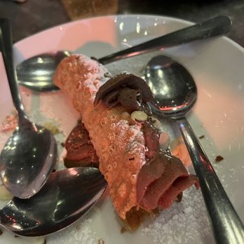 Anthony's Pizza Thornton Park - DO NOT MISS CANNOLI!!!!! This is the Nutella cannoli. - Pizza Near Me - Orlando, Florida