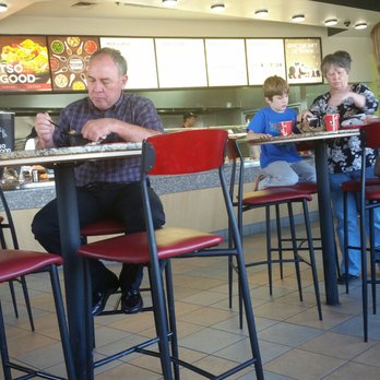 Panda Express - Nice clean place, good food - Chinese Near Me - Lees Summit, Missouri