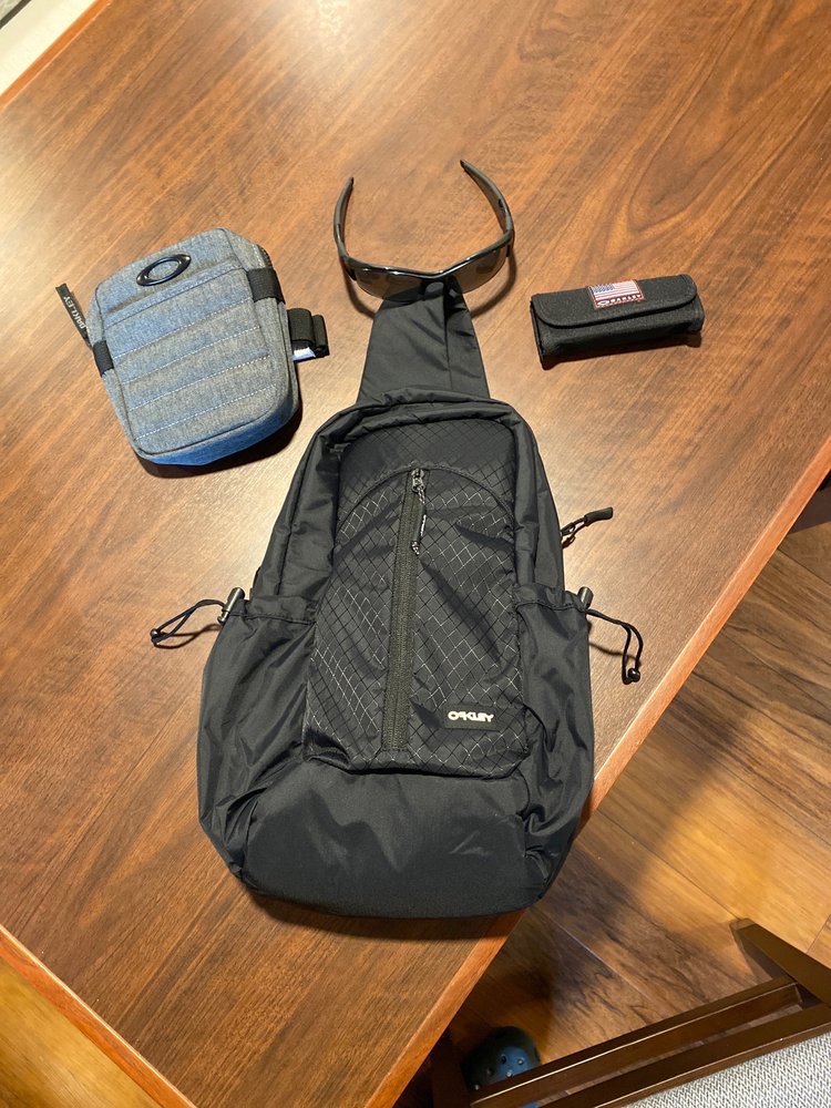 OAKLEY 49 Photos & 76 Reviews 1450 Ala Moana Blvd, Honolulu, Hawaii