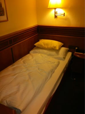 Hotel Mondschein by null
