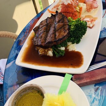 Geoffrey's Malibu - Seafood Near Me - Malibu, California