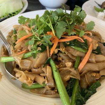 The Original Sab-E-Lee - Pad see ew - Asian Fusion Near Me - San Diego, California