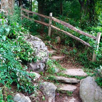 Mountain Crossings - Outdoor Gear Near Me - Blairsville, Georgia