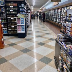 Big Y - Big Y Northampton MA. Clean, and well kept.