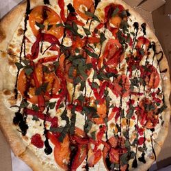 Stella Pizza & Restaurant - Fresca pizza