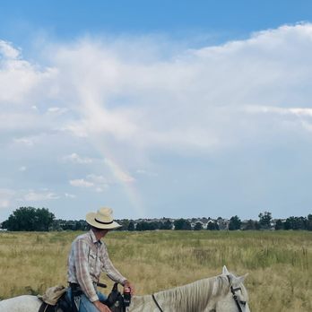 12 Mile Stables - Horseback Riding Near Me - Aurora, Colorado