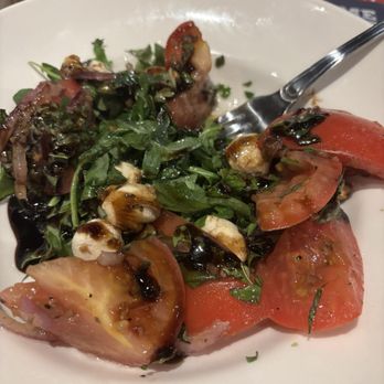 BJ's Restaurant & Brewhouse - Caprese salad (no parm) - Pizza Near Me - Menifee, California BJ's Restaurant & Brewhouse - Caprese salad (no parm) - Pizza Near Me - Menifee, California