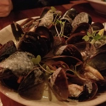 Sensi Bistro - Mussels - Tapas/Small Plates Near Me - Barcelona, B Sensi Bistro - Mussels - Tapas/Small Plates Near Me - Barcelona, B