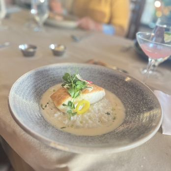 Pacific's Edge Restaurant - Halibut - Seafood Near Me - Carmel, California