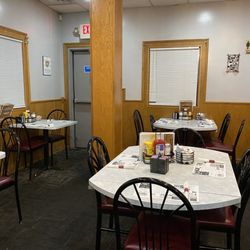 Howe Restaurant - A snippet of the dining area