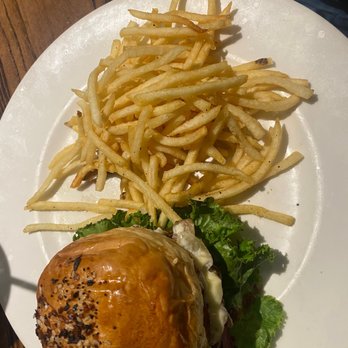 Local Goat - The Patriot* - New American Near Me - Pigeon Forge, Tennessee