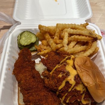 Dave's Hot Chicken - Dave's #3 1 Tender & 1 Slider w/ Fries - Chicken Shop Near Me - Washington, DC, District of Columbia Dave's Hot Chicken - Dave's #3 1 Tender & 1 Slider w/ Fries - Chicken Shop Near Me - Washington, DC, District of Columbia