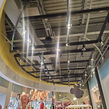Disney Style - Fashion Near Me - Lake Buena Vista, Florida