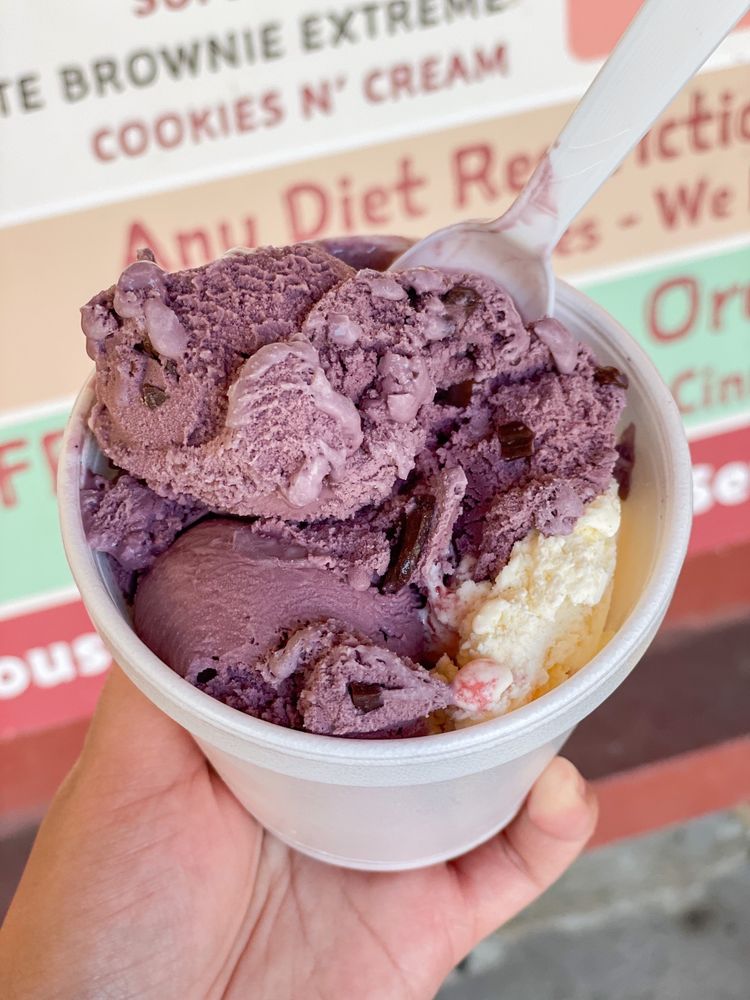 CINNAMON BEAR COUNTRY STORE Updated July 2024 77 Photos & 83